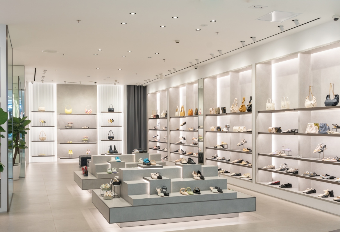 Modern Shoes Shop