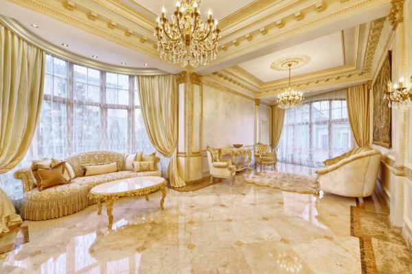 Elegant & Luxurious Royal Ballroom